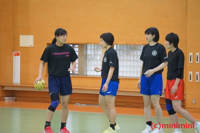 東京女子体育大学ハンドボール部を取材 年東京オリンピックのヒロインを探せ Miniminipost